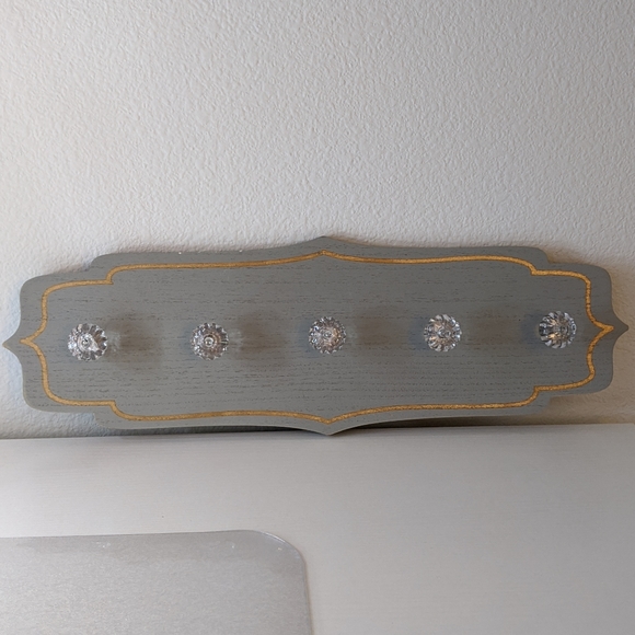 Sheffield Home Other - Necklace/bag/scarf hanger